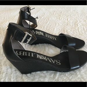 Sam & Libby Black Sandals
